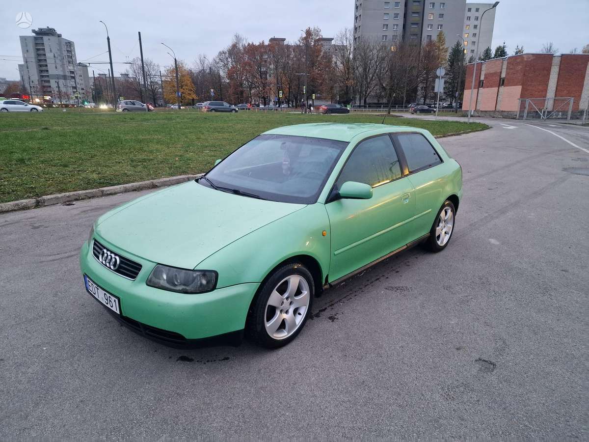 Audi A3, 1.8 l., hečbekas