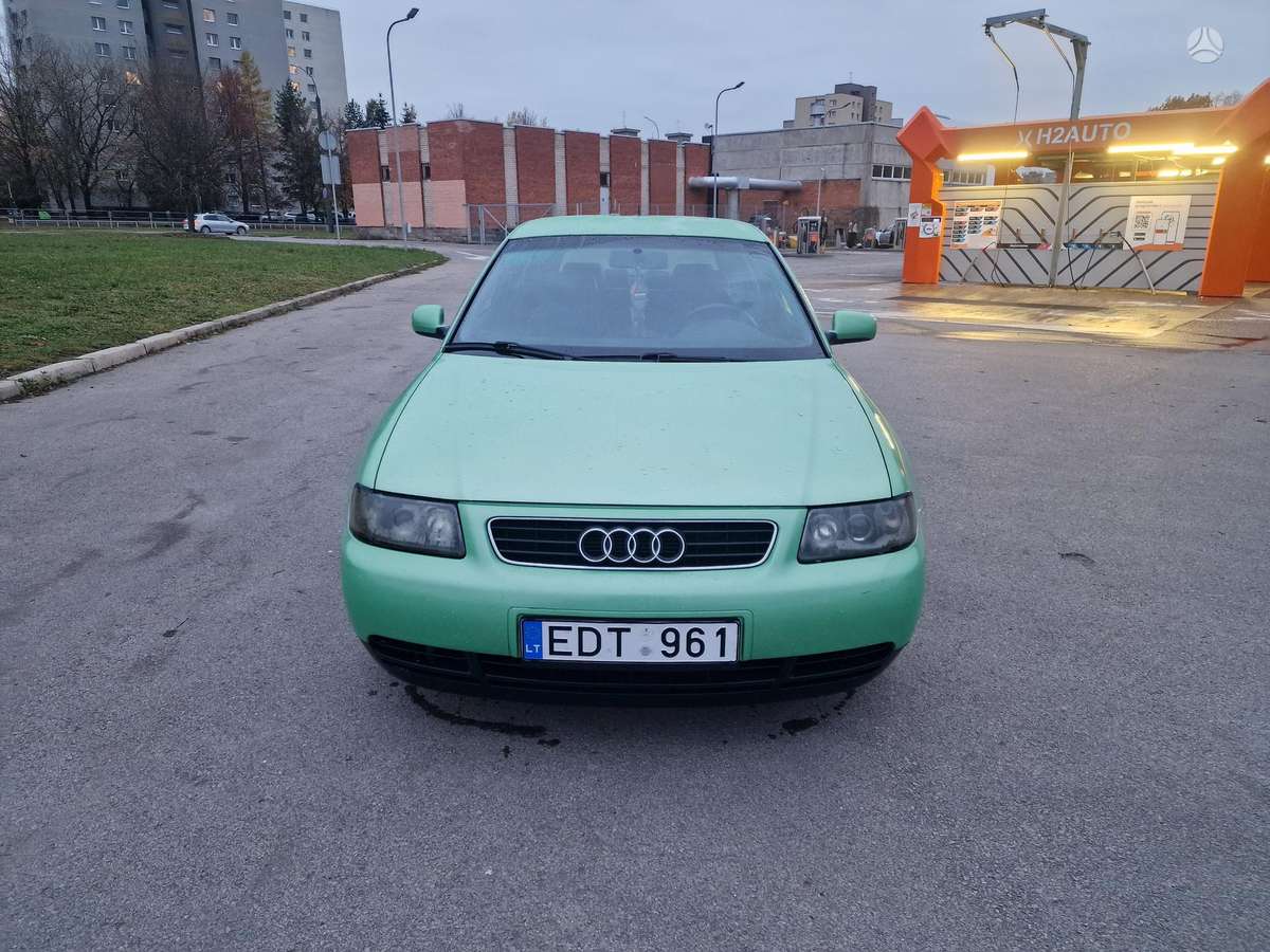 Audi A3, 1.8 l., hečbekas