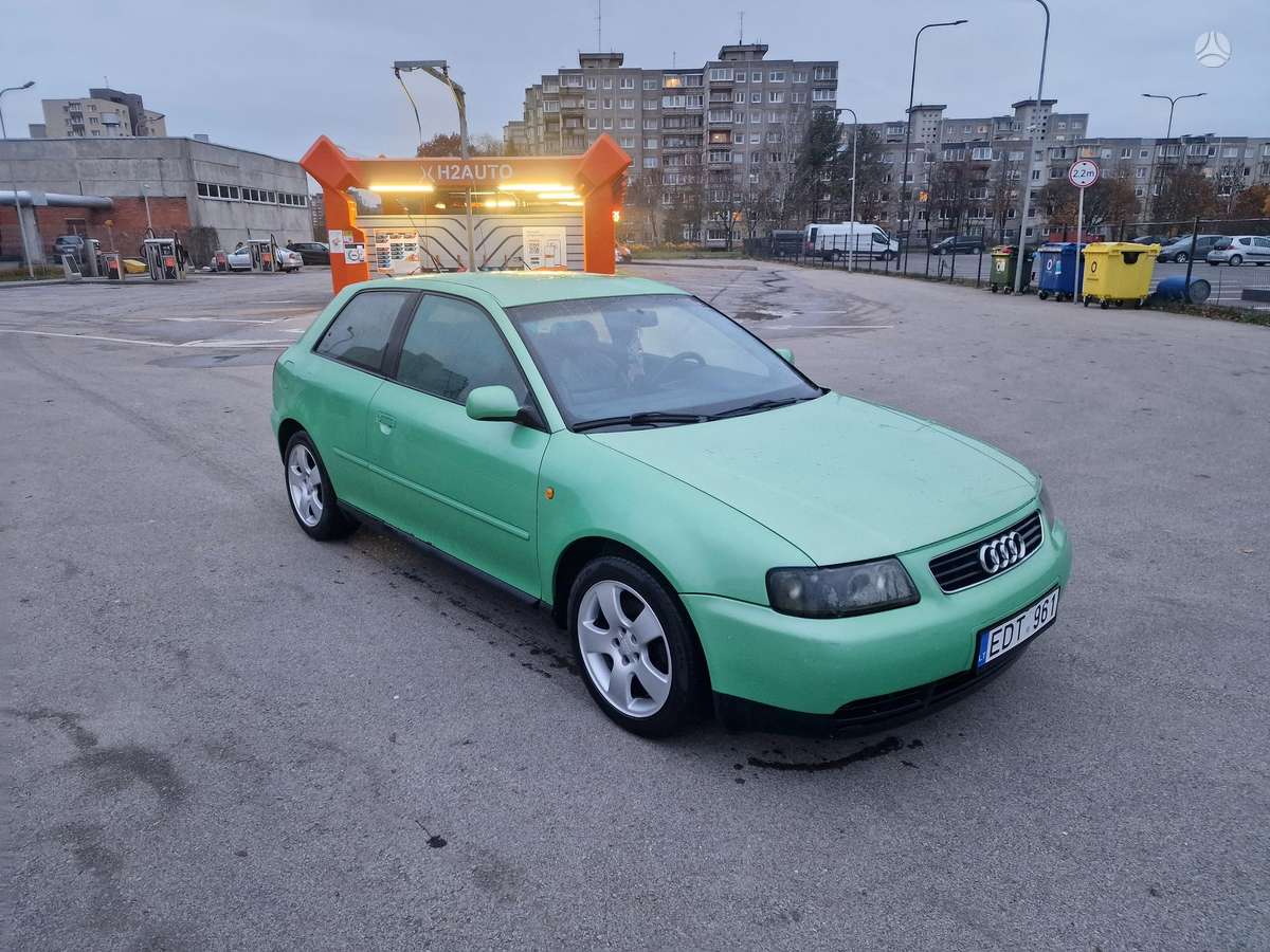 Audi A3, 1.8 l., hečbekas