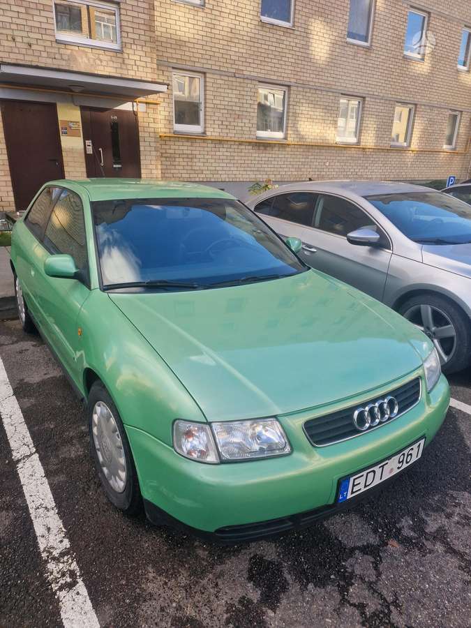 Audi A3, 1.8 l., hečbekas