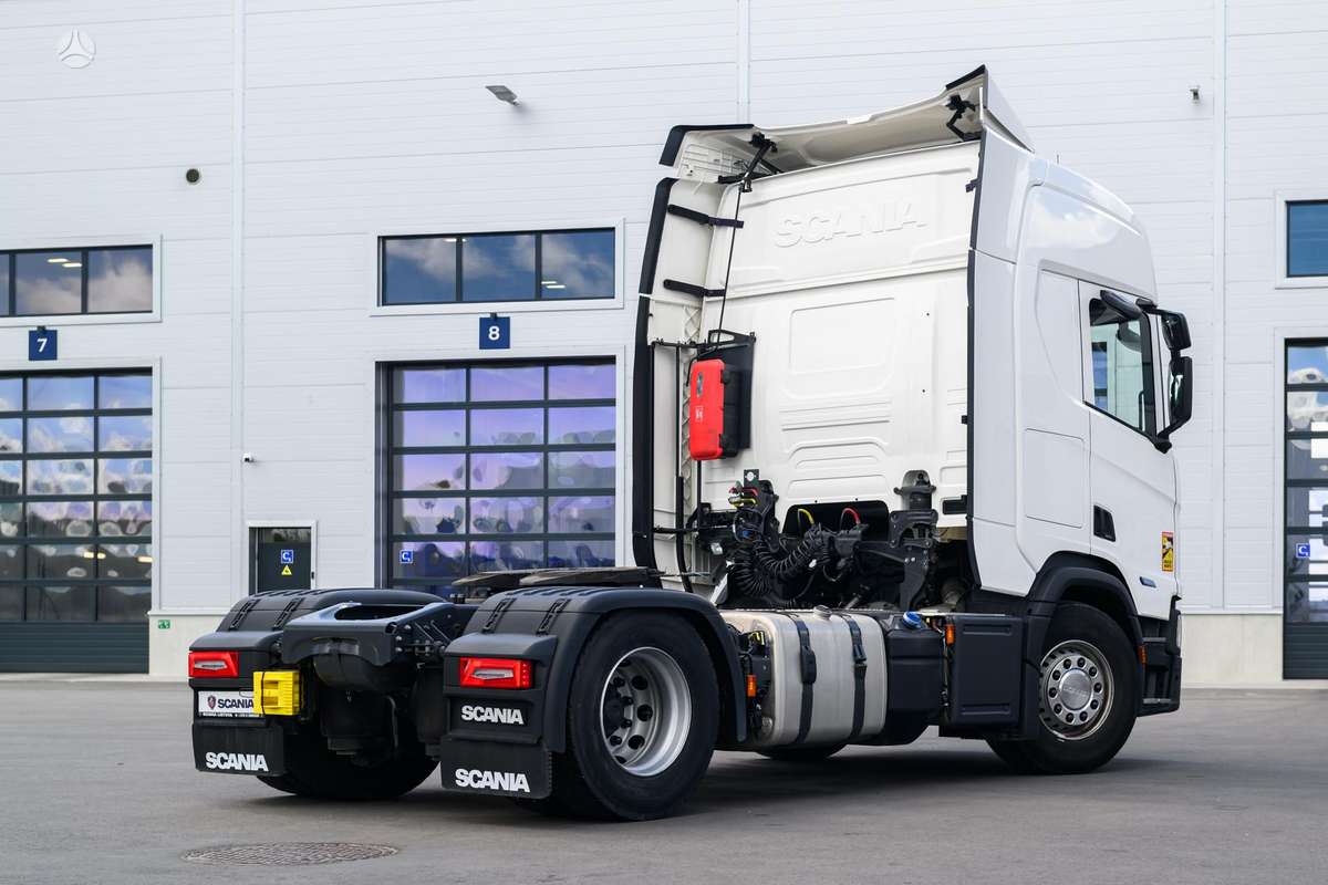 Scania R460, double sleeper