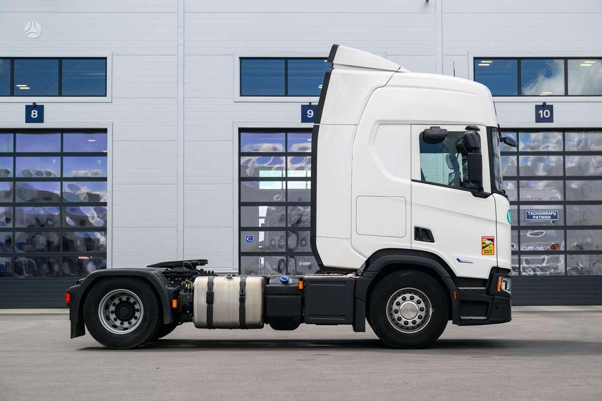 Scania R460, double sleeper
