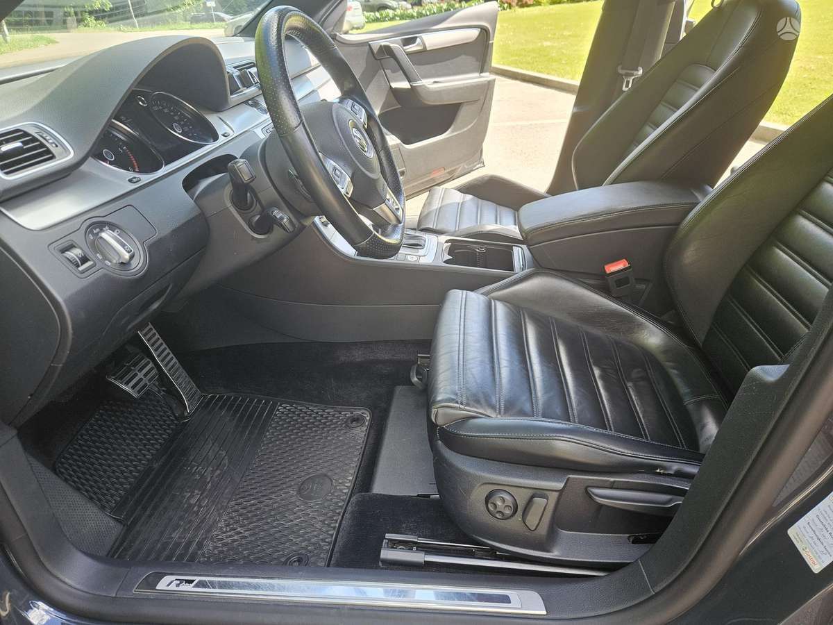 Volkswagen Passat - 10
