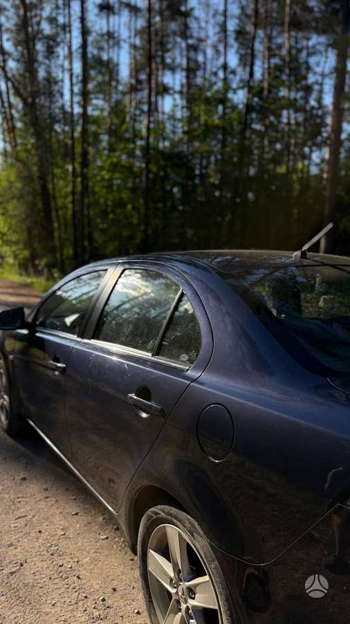 Mitsubishi Lancer, 1.5 l., Седан