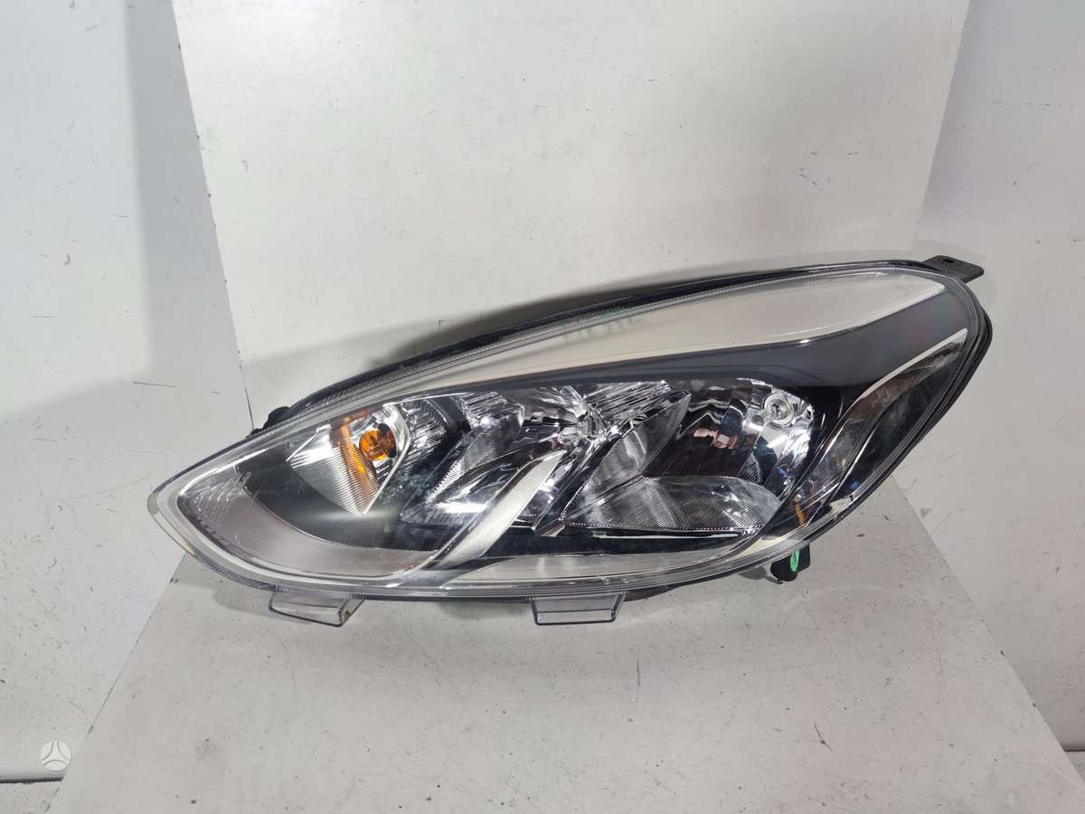 Ford Fiesta bumper reinforcement, lights
