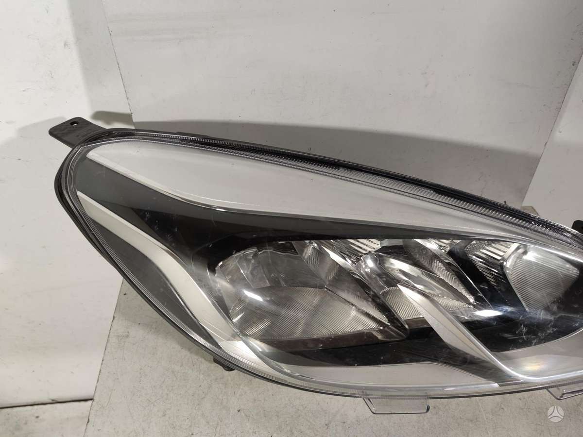 Ford Fiesta bumper reinforcement, lights