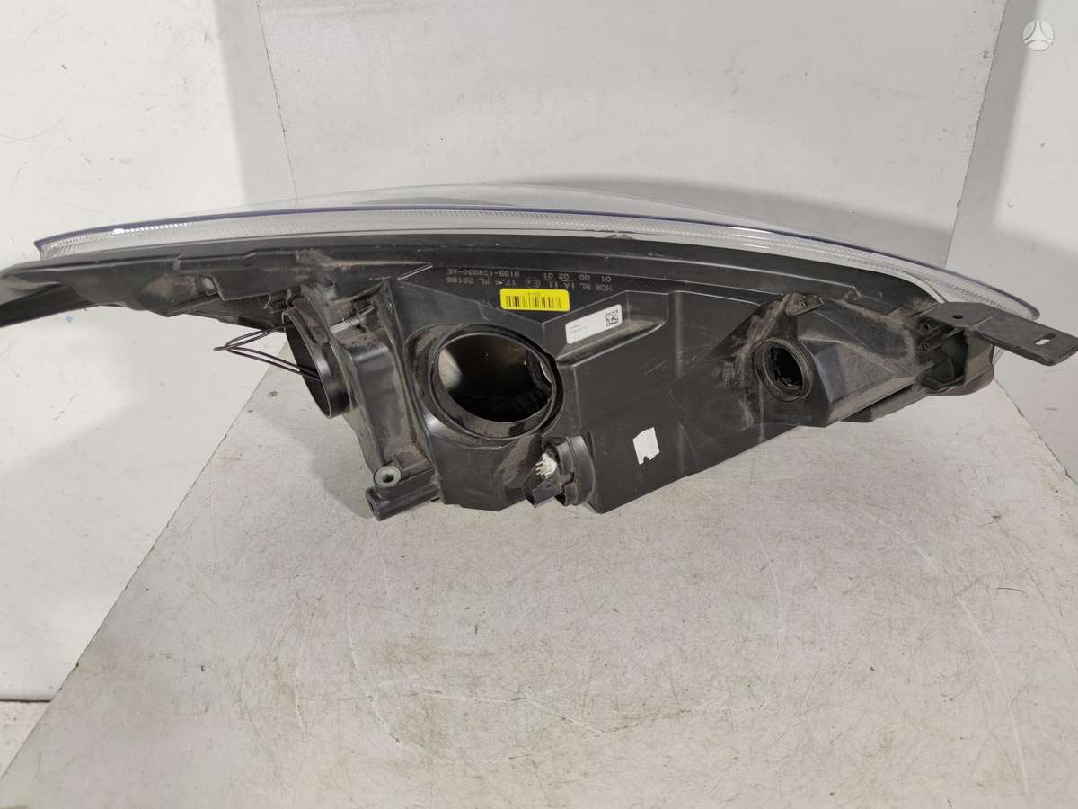 Ford Fiesta bumper reinforcement, lights