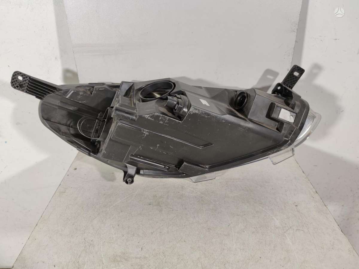 Ford Fiesta bumper reinforcement, lights