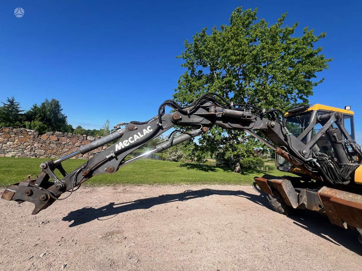 Mecalac 12MTX, ekskavatoriai
