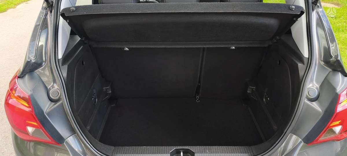 Opel Corsa, 1.3 l., Хэтчбек