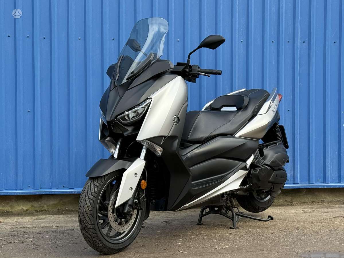 Yamaha X-max 400cc, scooters / mopeds