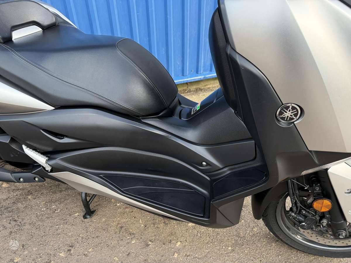 Yamaha X-max 400cc, scooters / mopeds