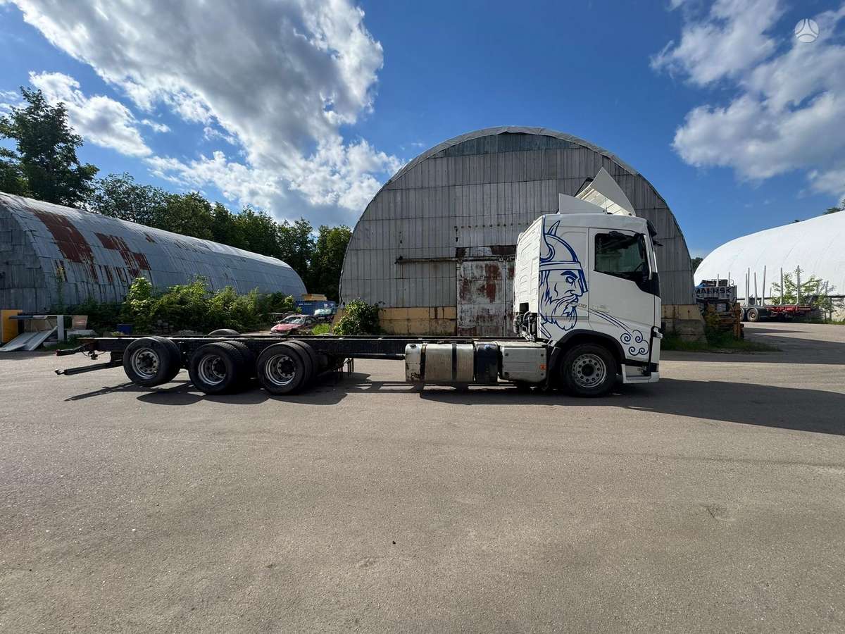 Volvo FH13/500, cab-chassis trucks