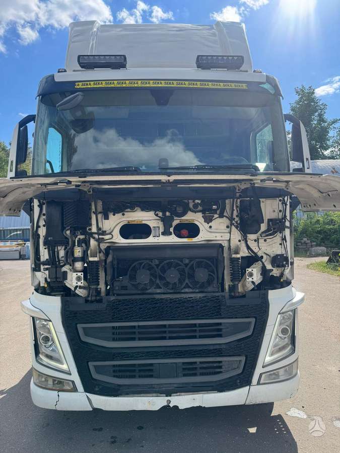 Volvo FH13/500, cab-chassis trucks