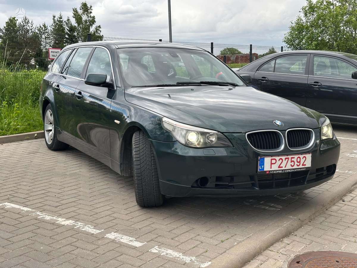 BMW 530, Универсал