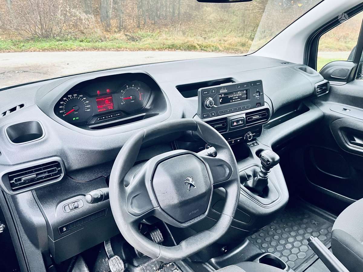Peugeot Partner - 8