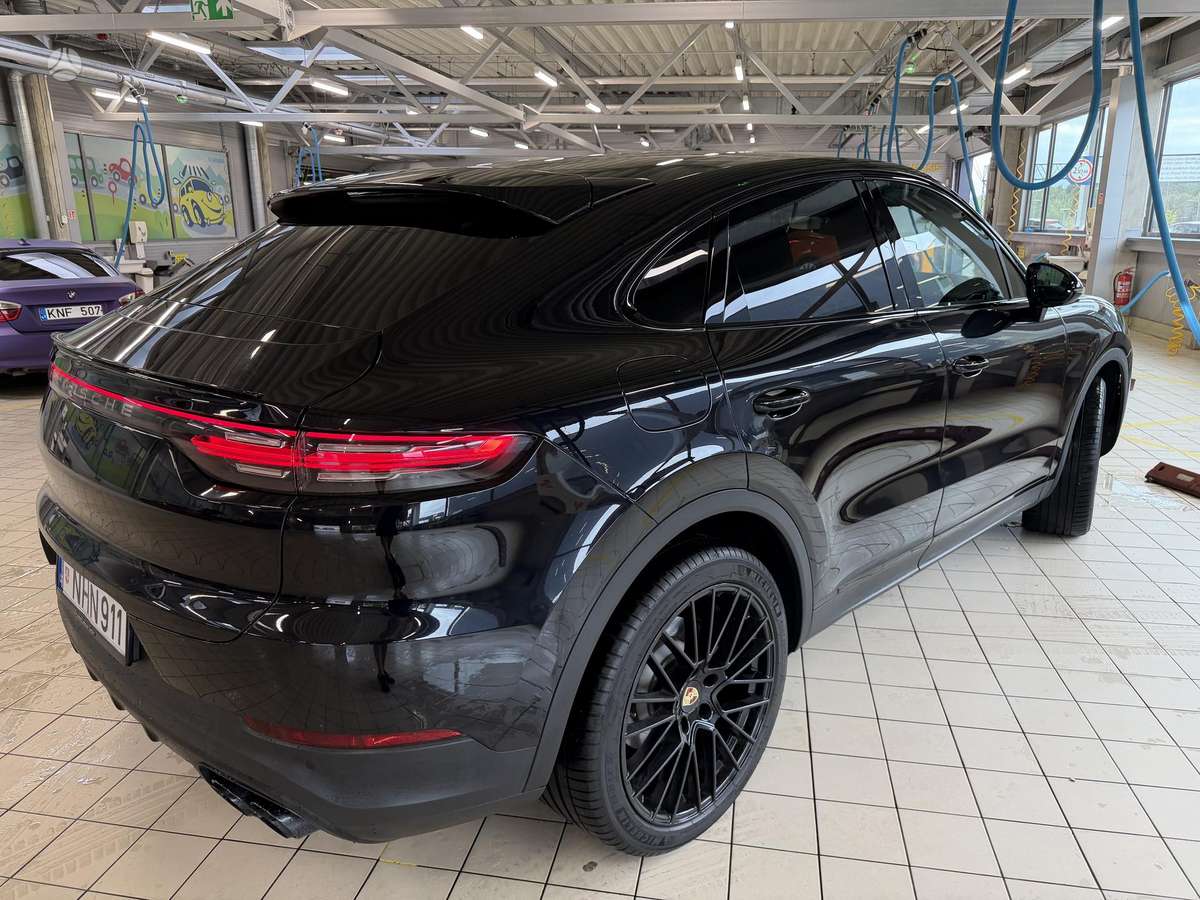 Porsche Cayenne Coupe - 6