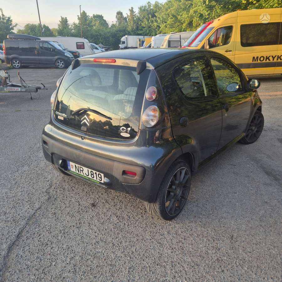 Citroen C1, 1.0 l., hatchback