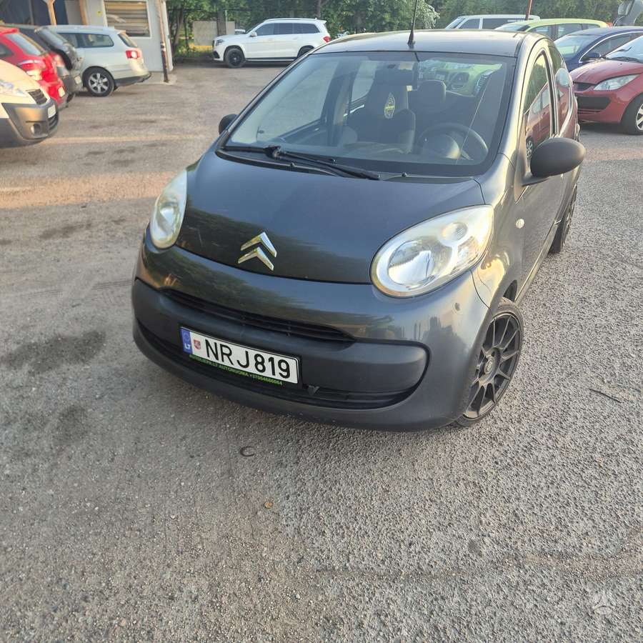 Citroen C1, 1.0 l., Хэтчбек