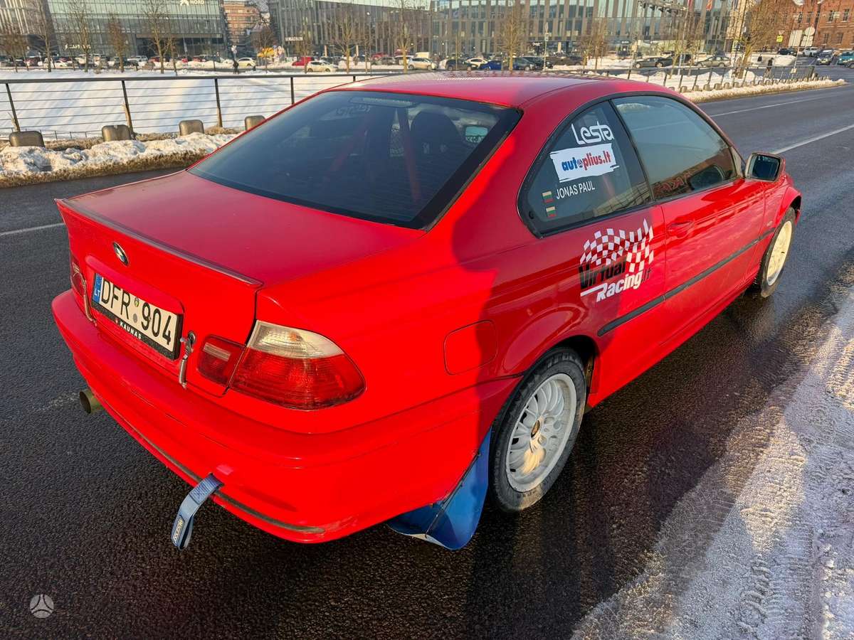 BMW 323, coupe