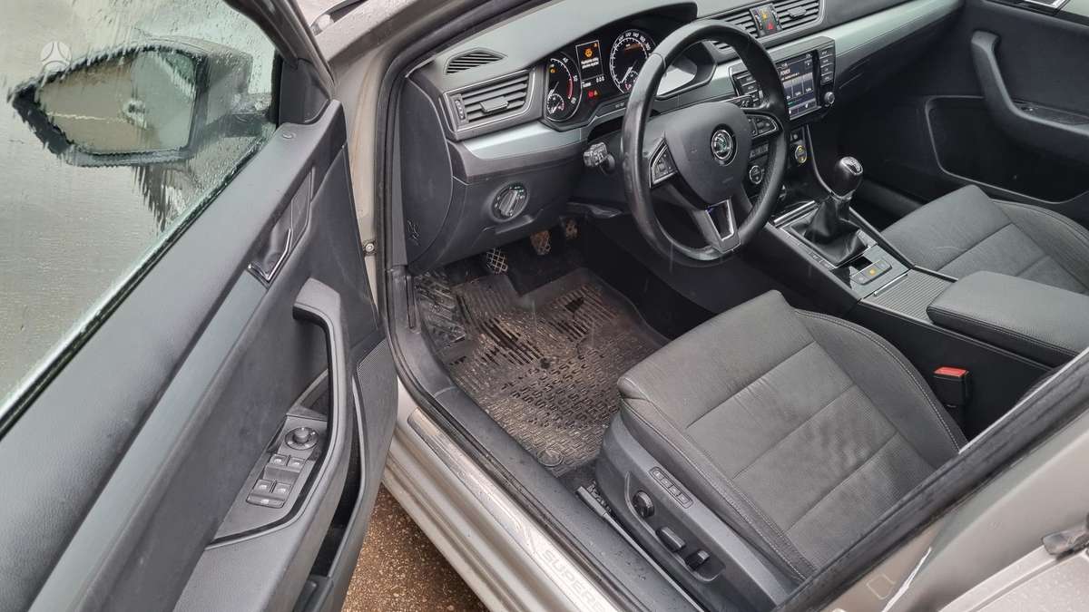Škoda Superb - 6
