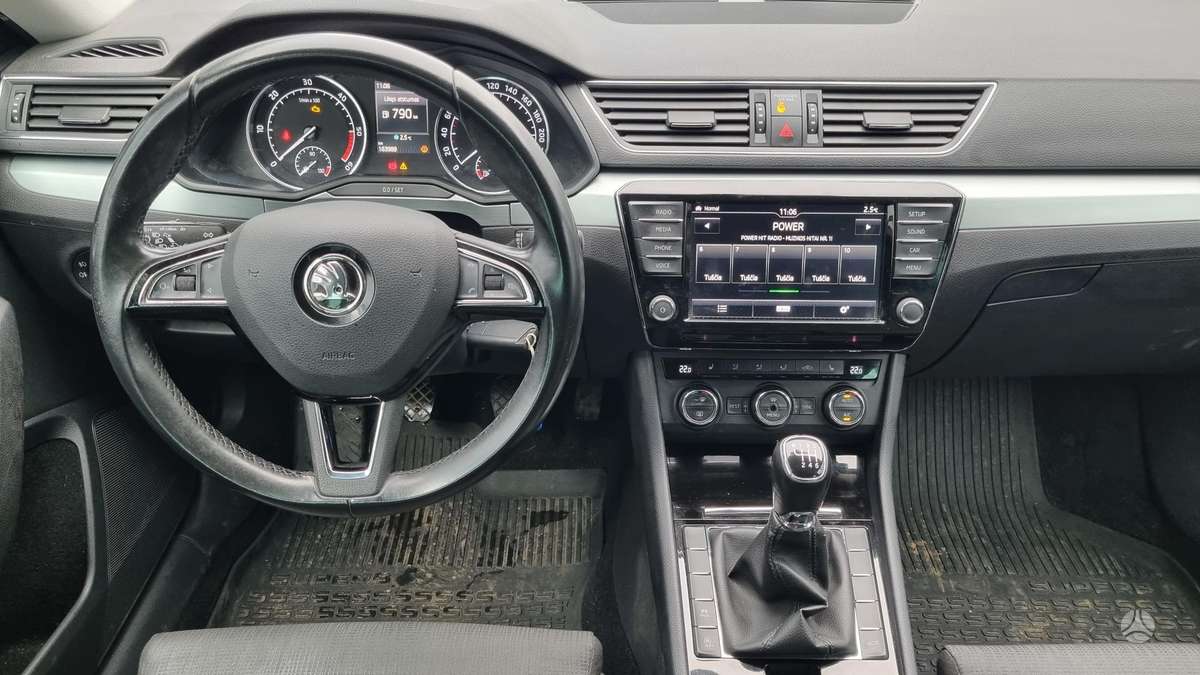 Škoda Superb - 7