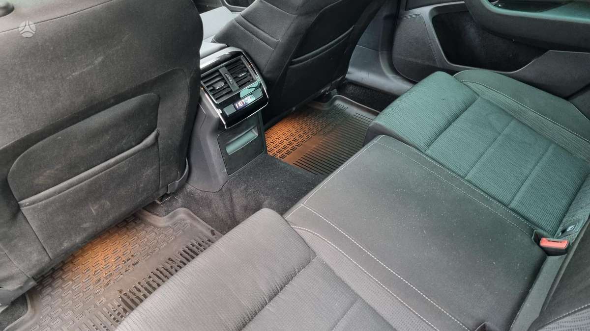 Škoda Superb - 8