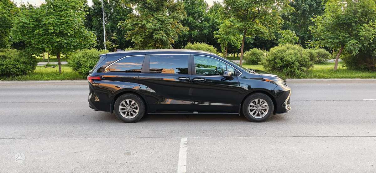 Toyota Sienna, 2.5 l., Минивэн