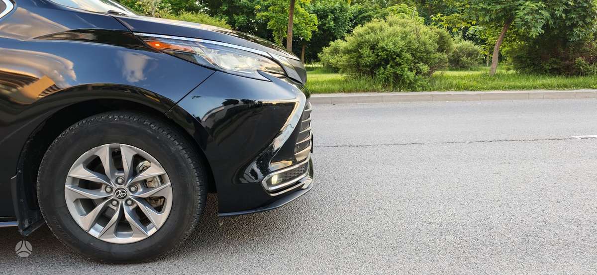 Toyota Sienna, 2.5 l., mpv / minivan