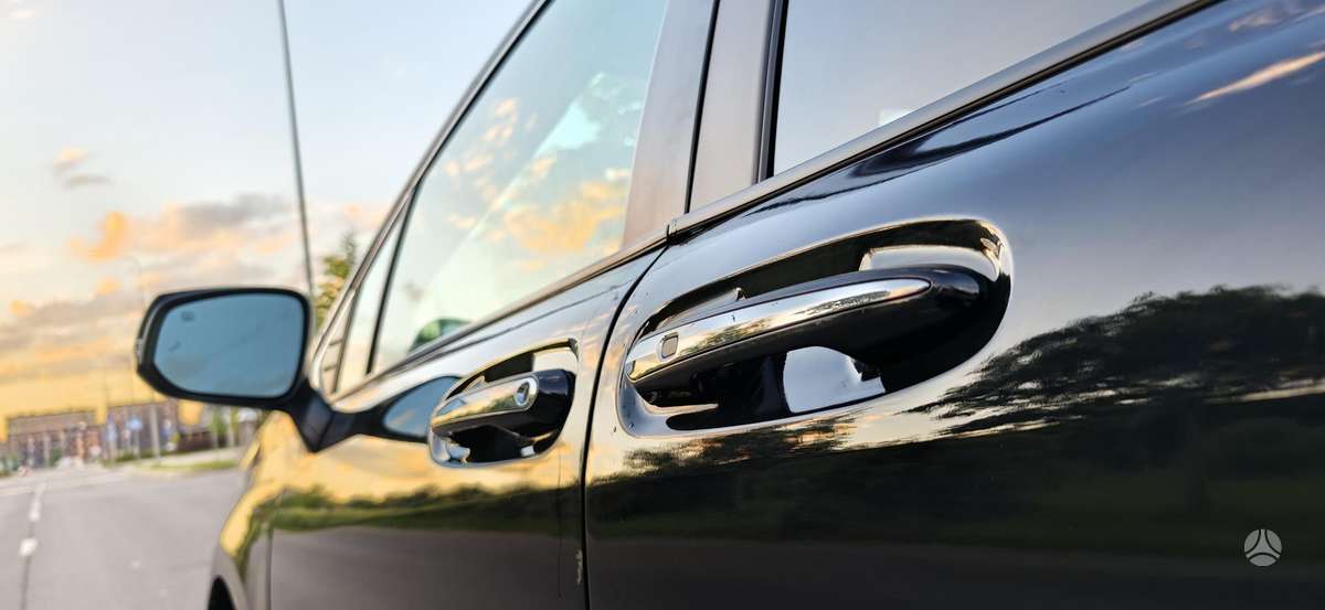 Toyota Sienna, 2.5 l., mpv / minivan
