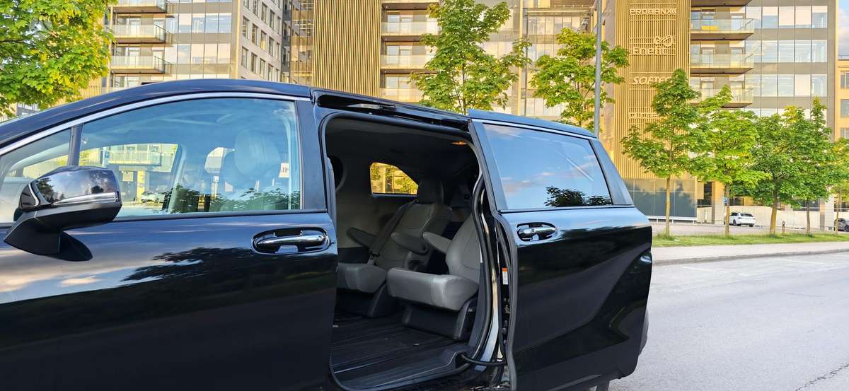 Toyota Sienna, 2.5 l., mpv / minivan