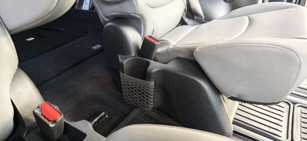Toyota Sienna, 2.5 l., mpv / minivan
