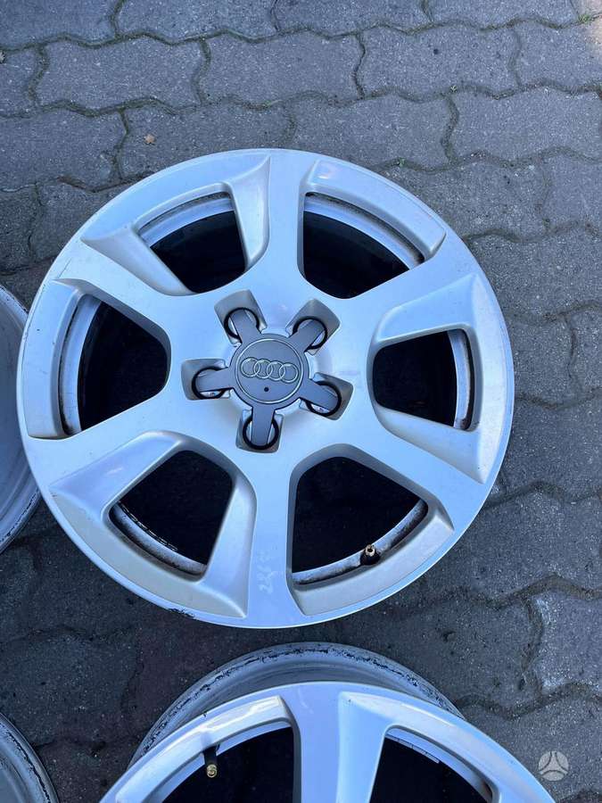Audi, light alloy, R16