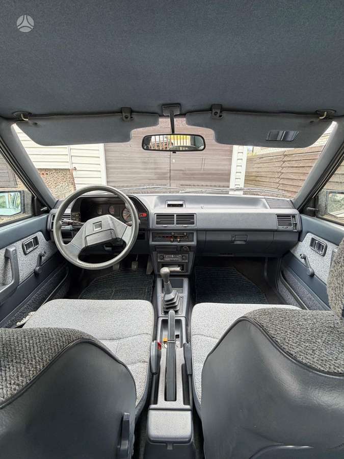 Mazda 626, 1.6 l., Седан