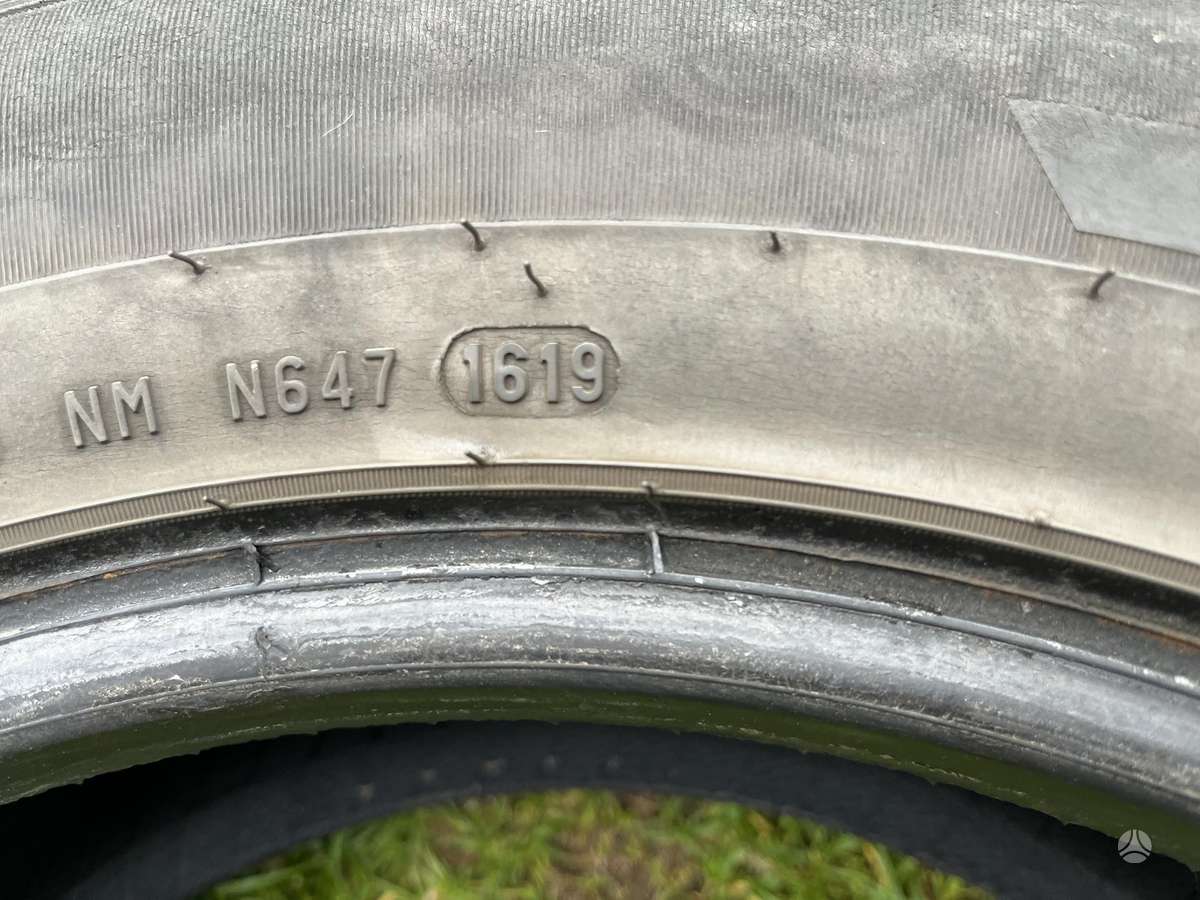 Pirelli Carrier, summer 215/65 R16