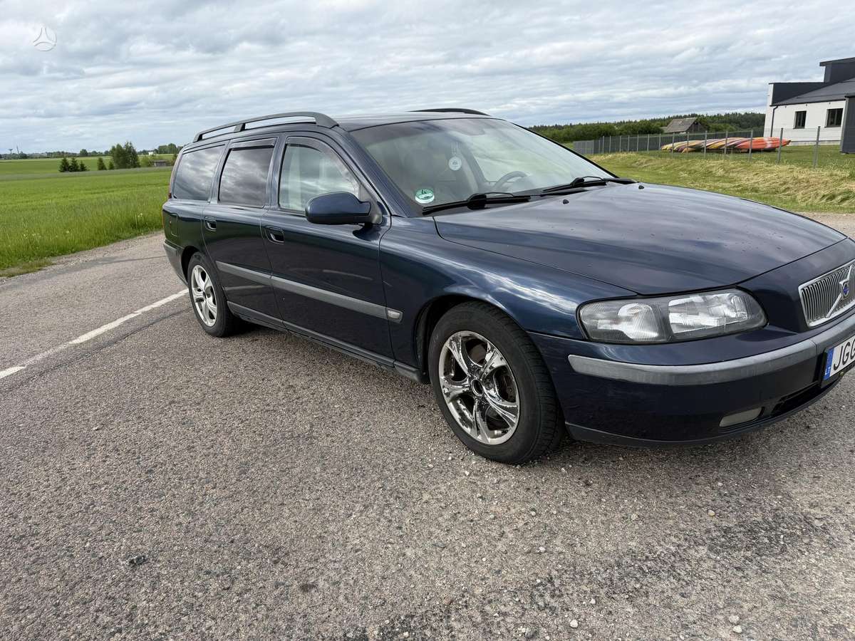 Volvo V70, 2.4 l., Универсал