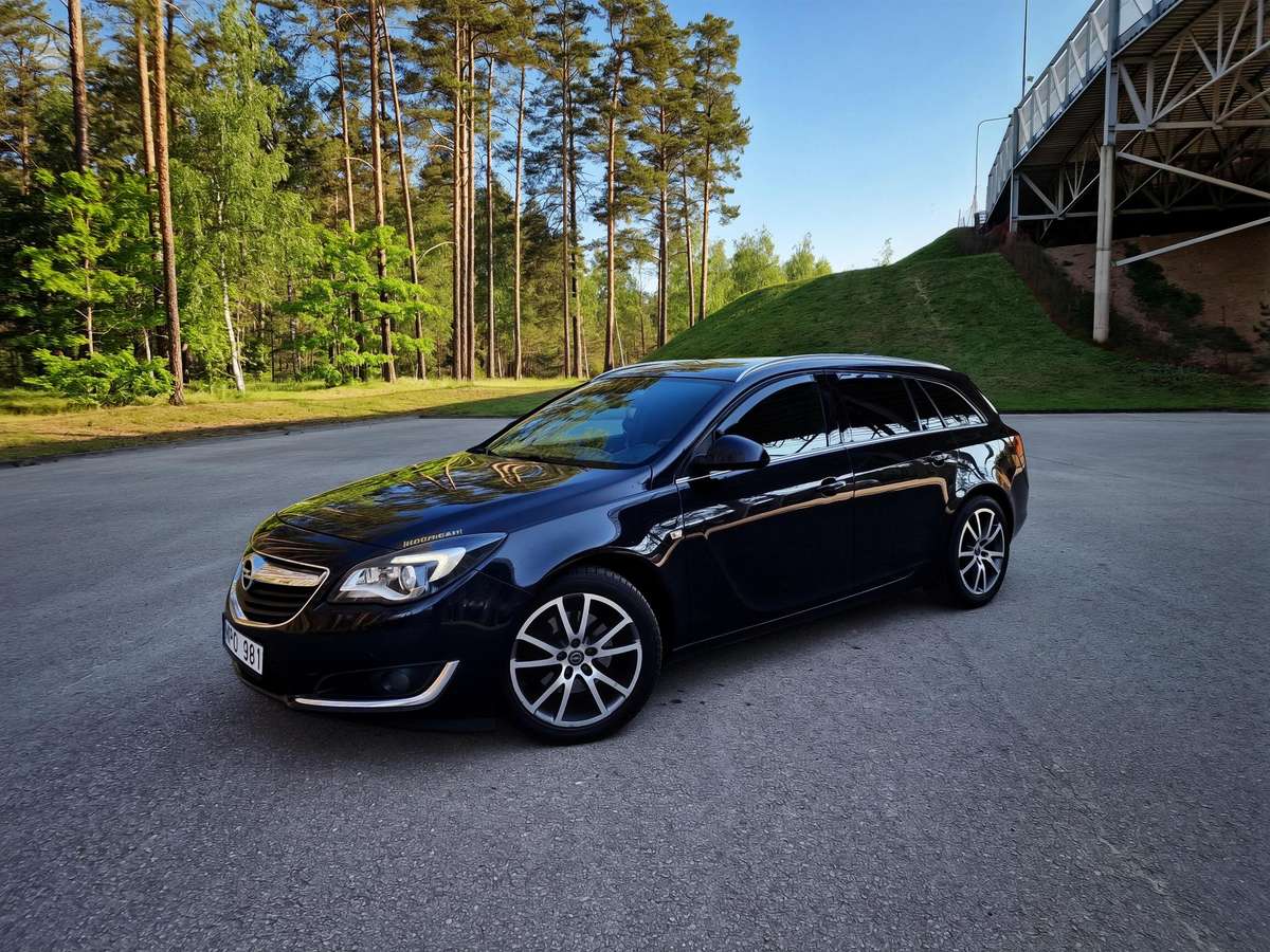 Opel Insignia, 2.0 l., wagon