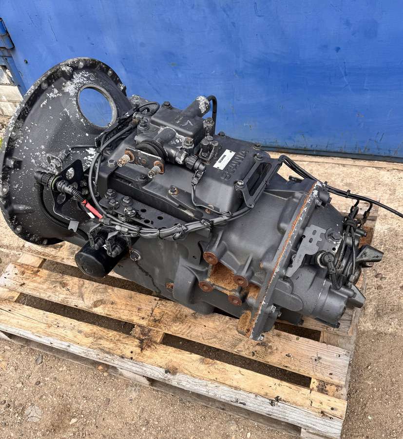 Scania P230 , GR801, trucks