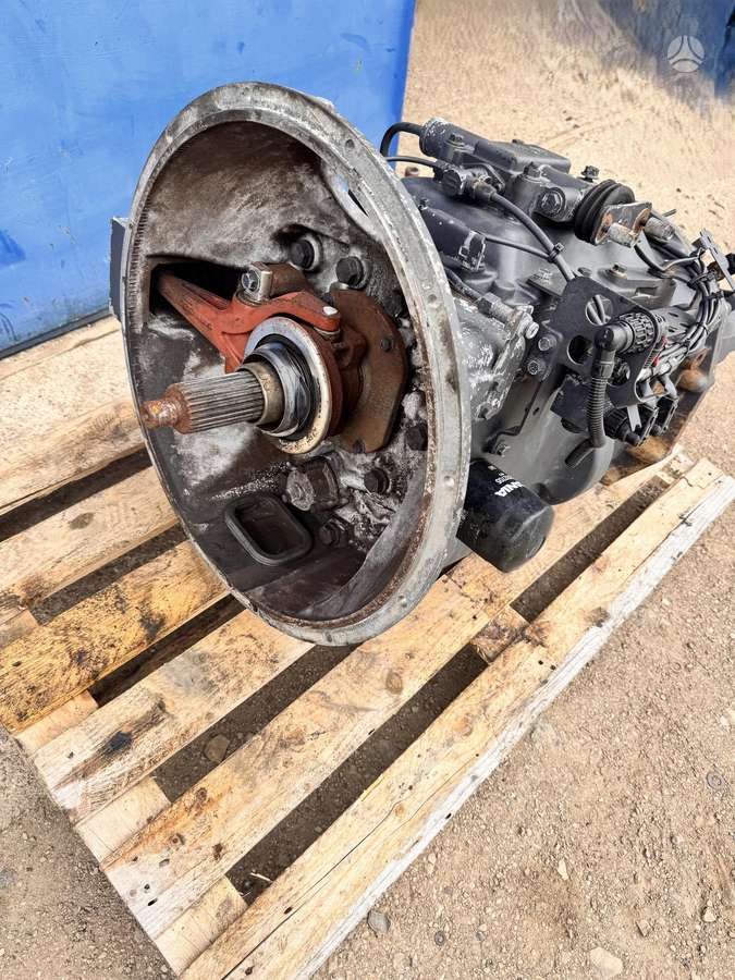 Scania P230 , GR801, trucks