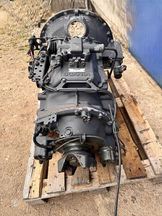 Scania P230 , GR801, trucks