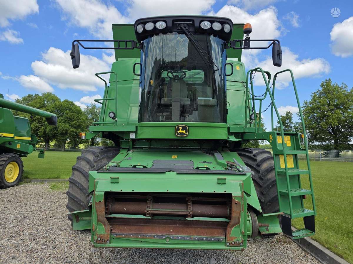 John Deere T670, комбайны
