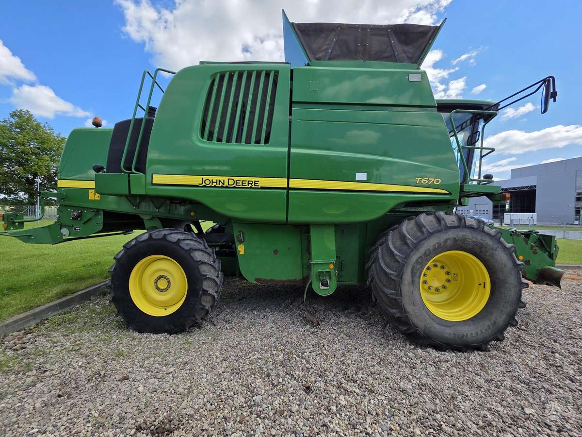 John Deere T670, комбайны