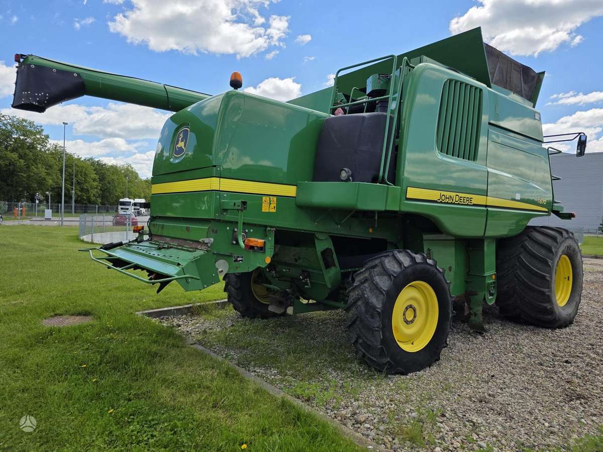John Deere T670, комбайны