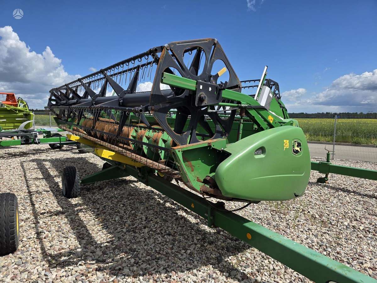 John Deere T670, комбайны