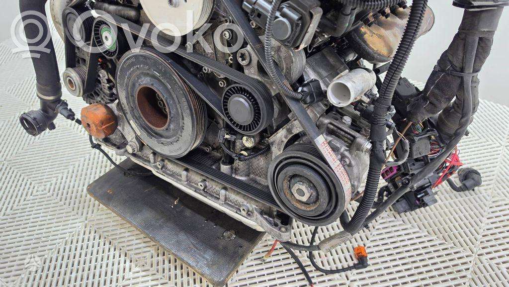 Audi A6 Tvarkingai dirbantis variklis yra video cgq