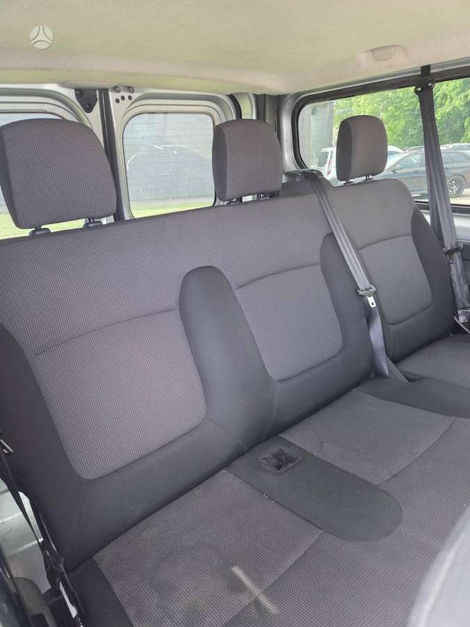 Renault Trafic - 10
