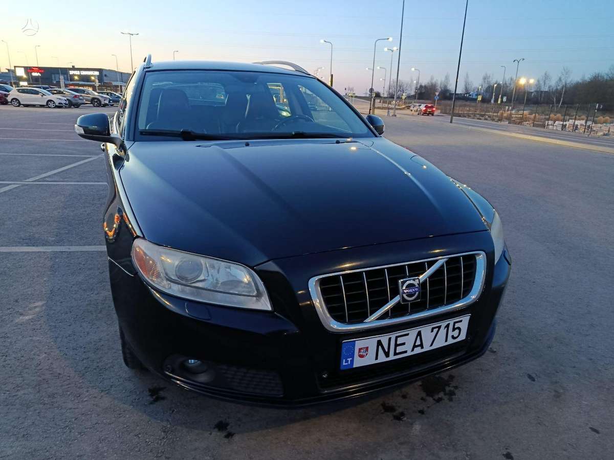 Volvo V70, 2.0 l., Универсал