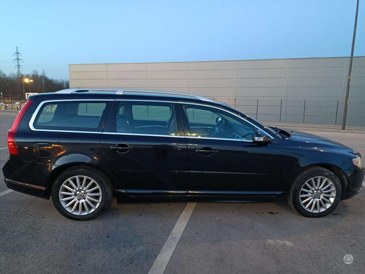 Volvo V70, 2.0 l., Универсал