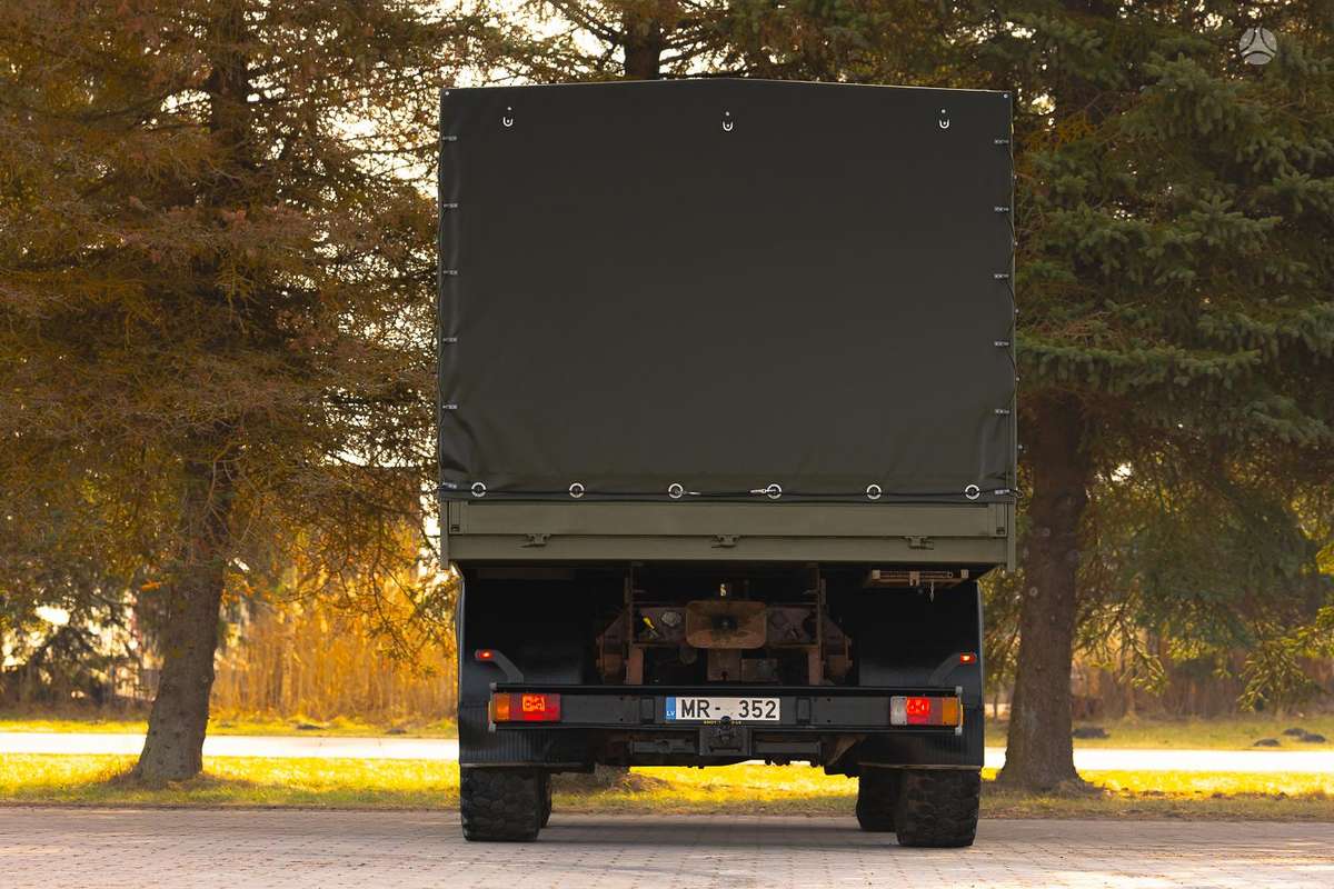 Iveco ML100E18, bortiniai su tentu