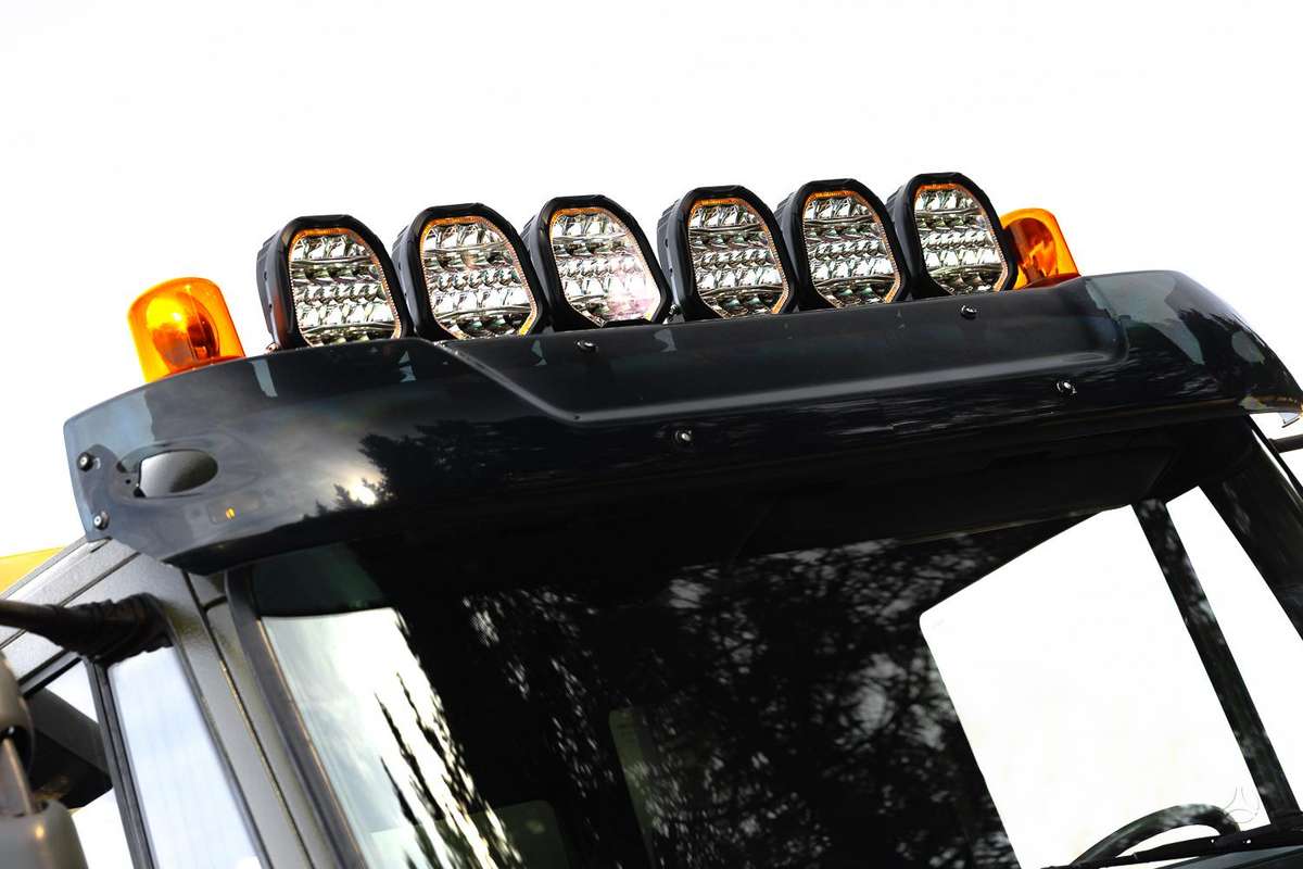 Iveco ML100E18, бортовые с тентом